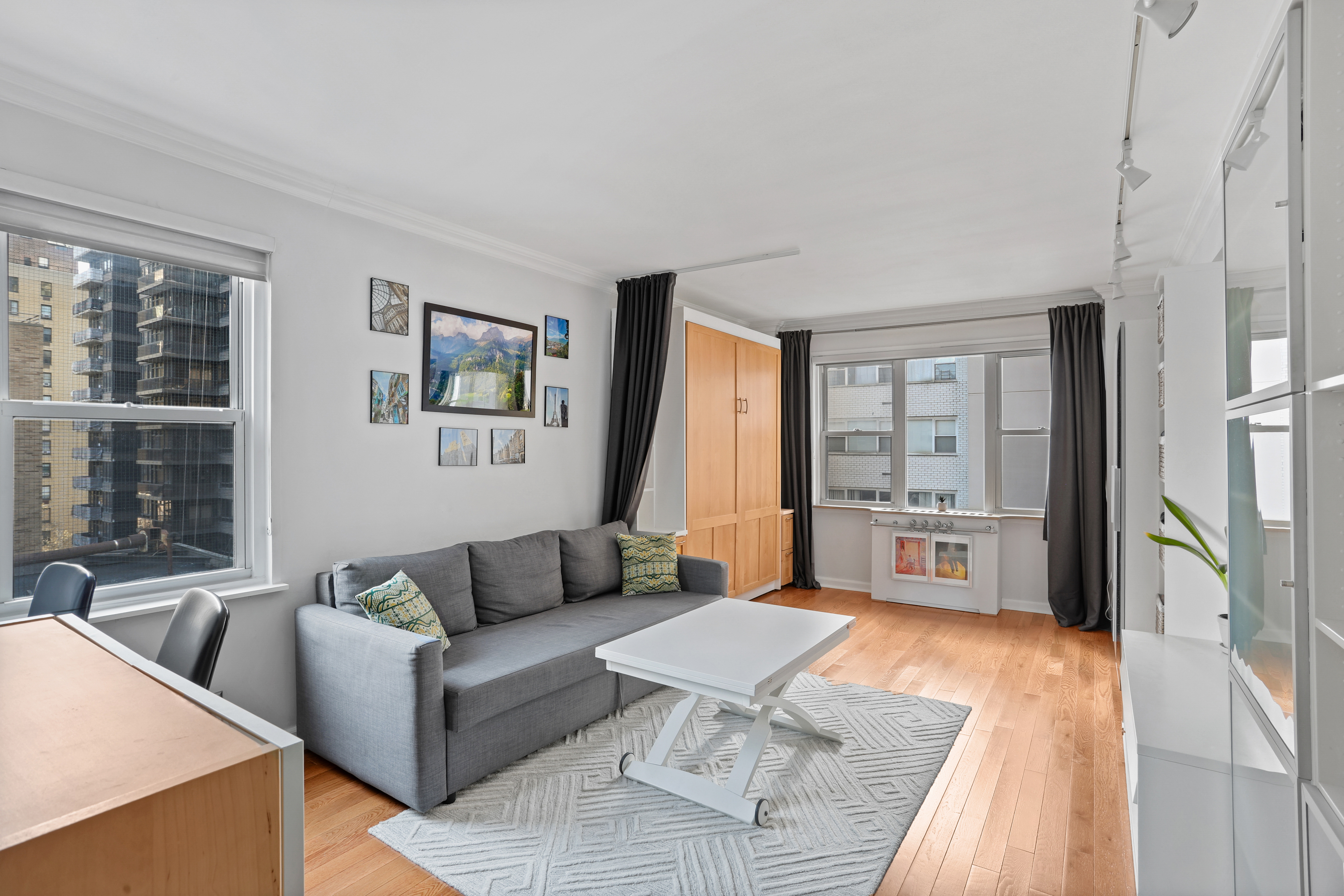 310 East 49th Street, Unit 9C Manhattan, NY 10017 - Photo 2 of 13