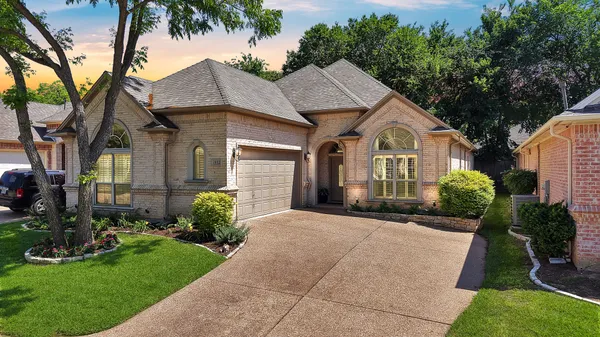 $465,000 | 1932 Channing Park Drive, Arlington, TX 76013