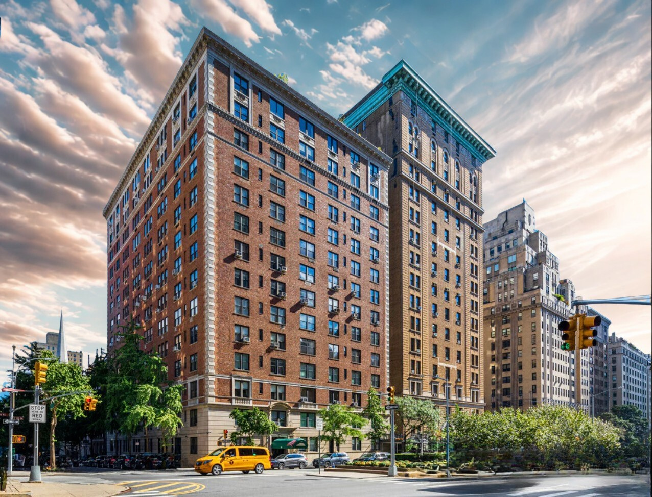 911 Park Avenue, Unit 14C Manhattan, NY 10075 - Photo 17 of 18 a front view of a building