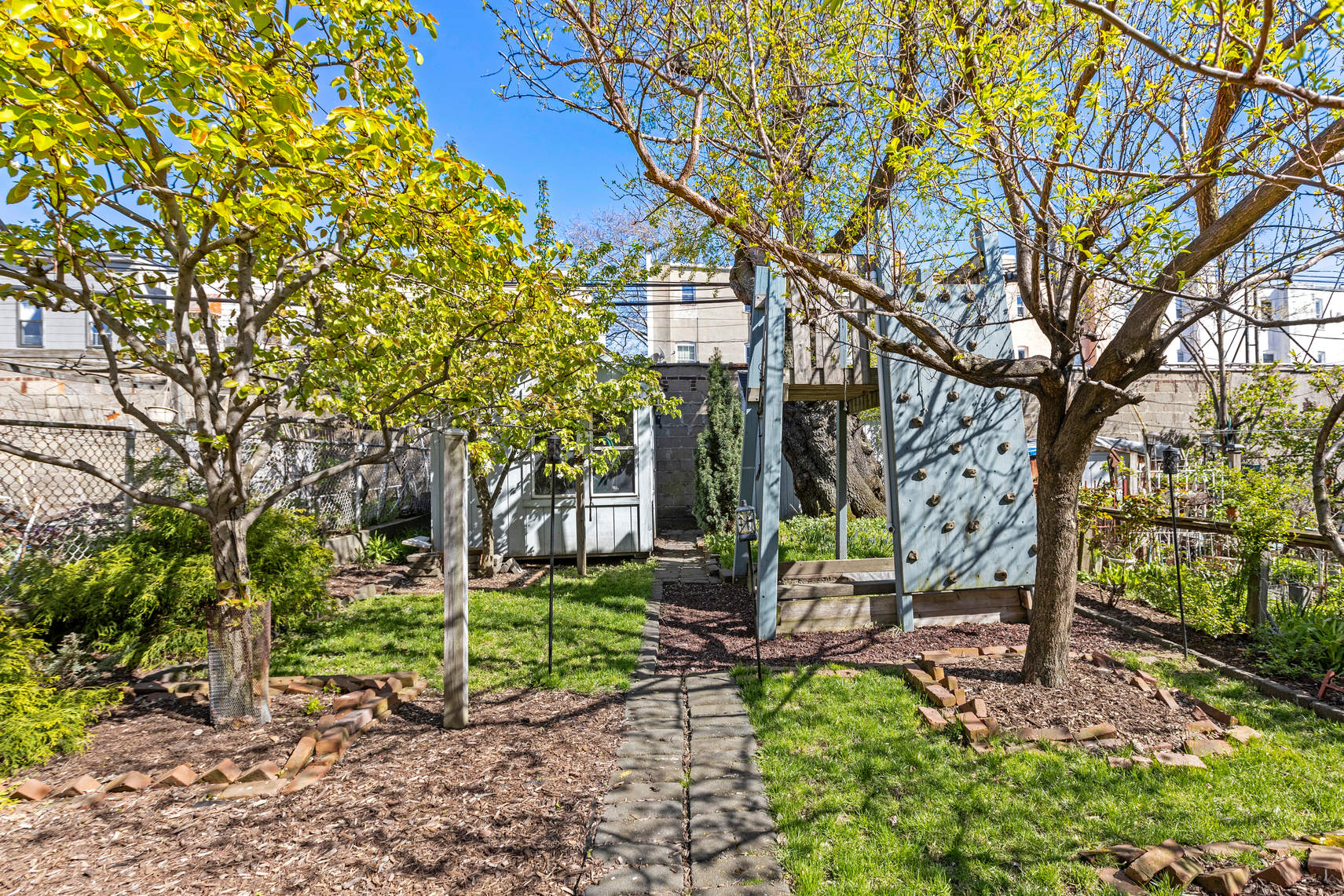 32-23 46th Street Queens, NY 11103 - Photo 15 of 18