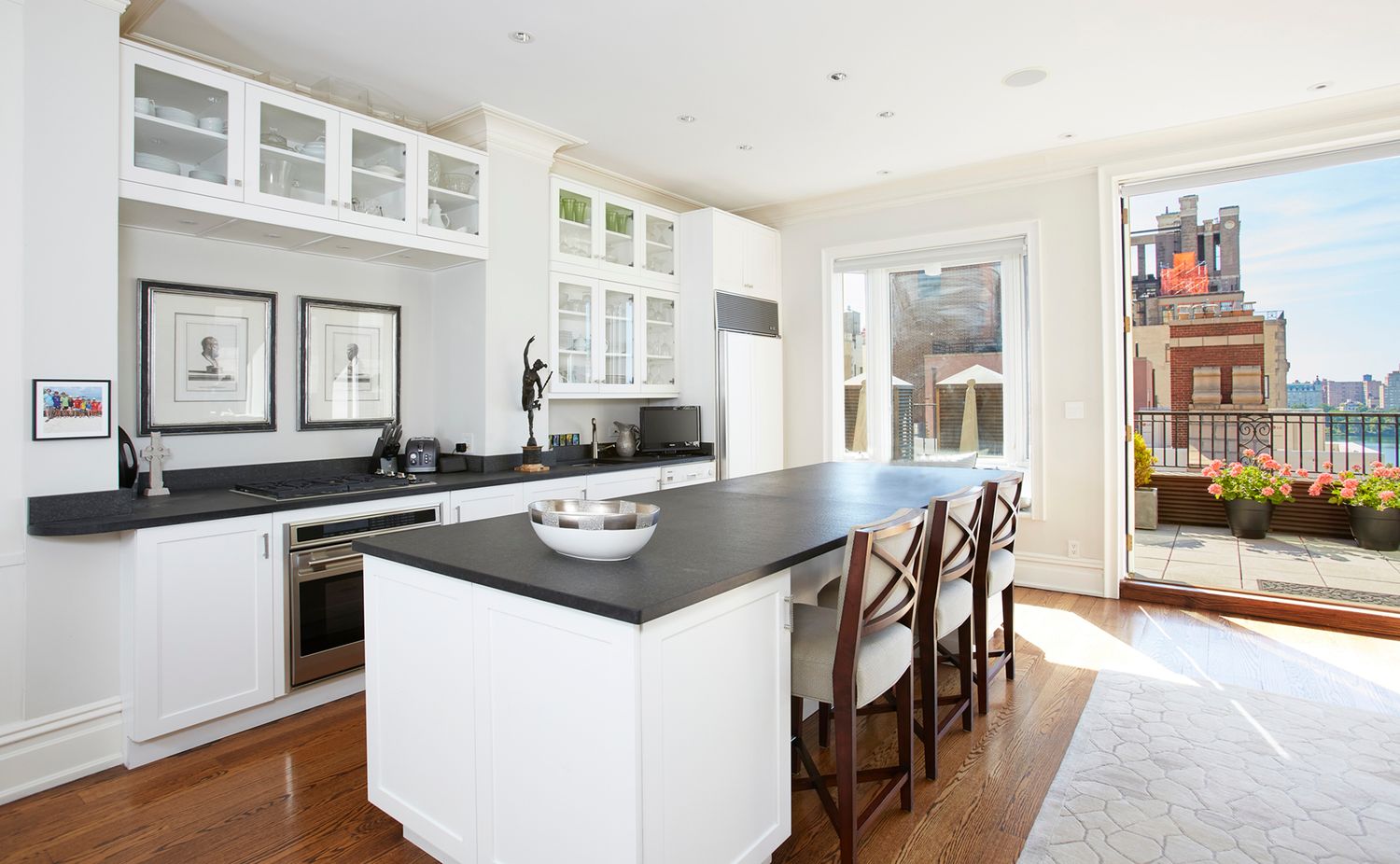 $4,250,000 | 22 East 88th Street, Unit PHD | Upper East Side