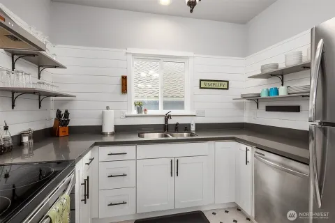 $620,000 | 3020 Gedney Street, Everett, WA 98201