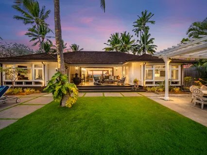 $11,950,000 | 1586 Mokulua Drive, Kailua, HI 96734