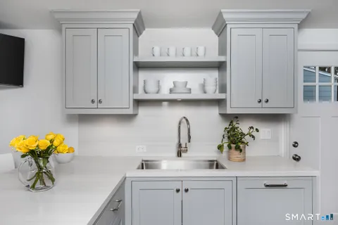 $1,150,000 | 16 Fairfield Avenue, Darien, CT 06820