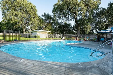 $295,000 | 600 Colonial Park Drive, Unit 600, Santa Rosa, CA 95403