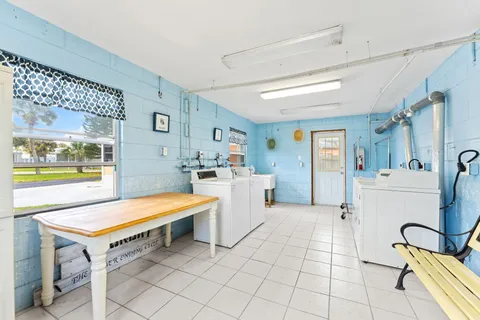 $249,000 | 2580 Jimmy Buffett Mem Highway, Unit 17, Melbourne Beach, FL 32951