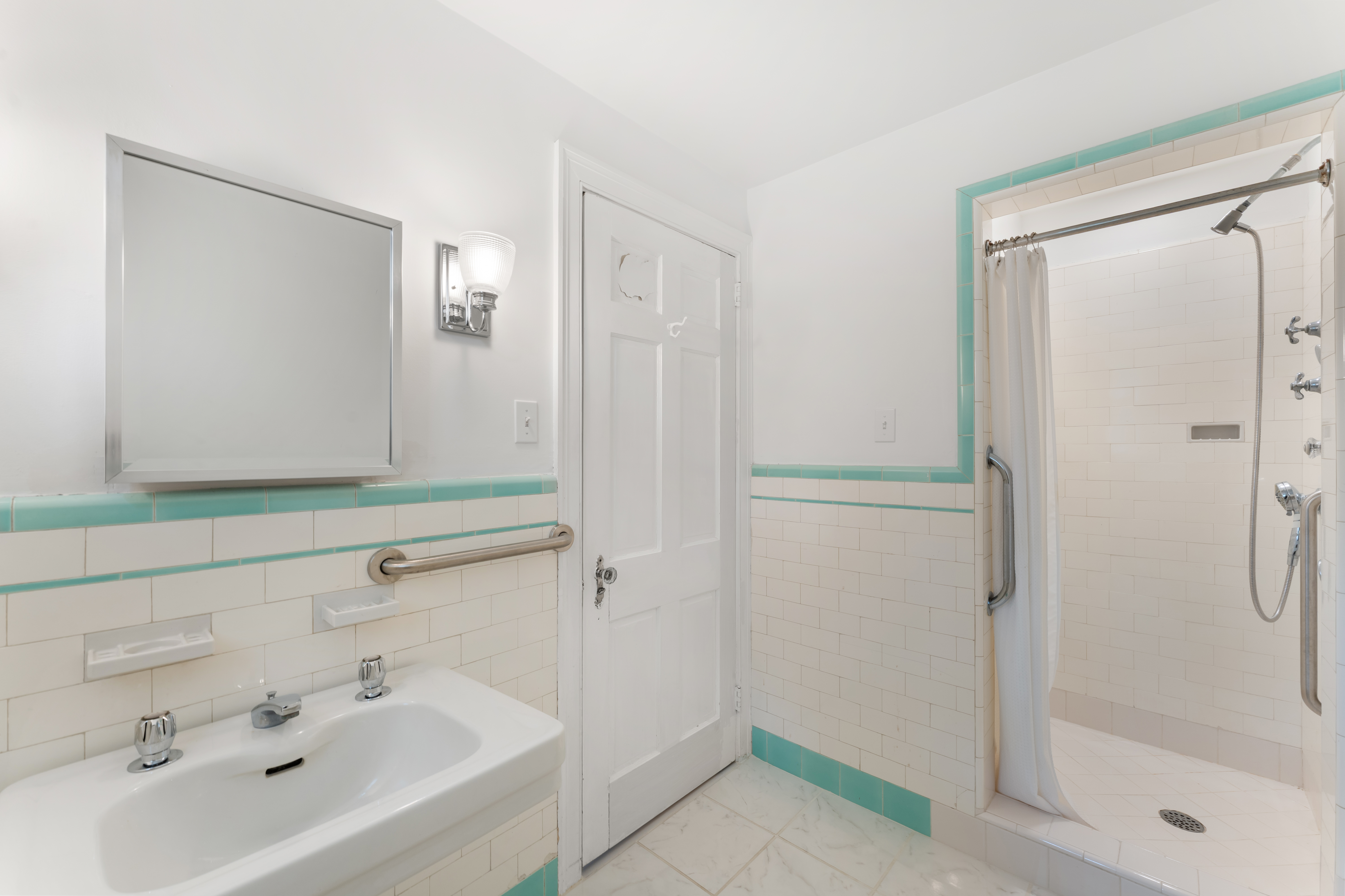 2804 Hillcrest Road Drexel Hill, PA 19026 - Photo 37 of 53 Gallery Image 37