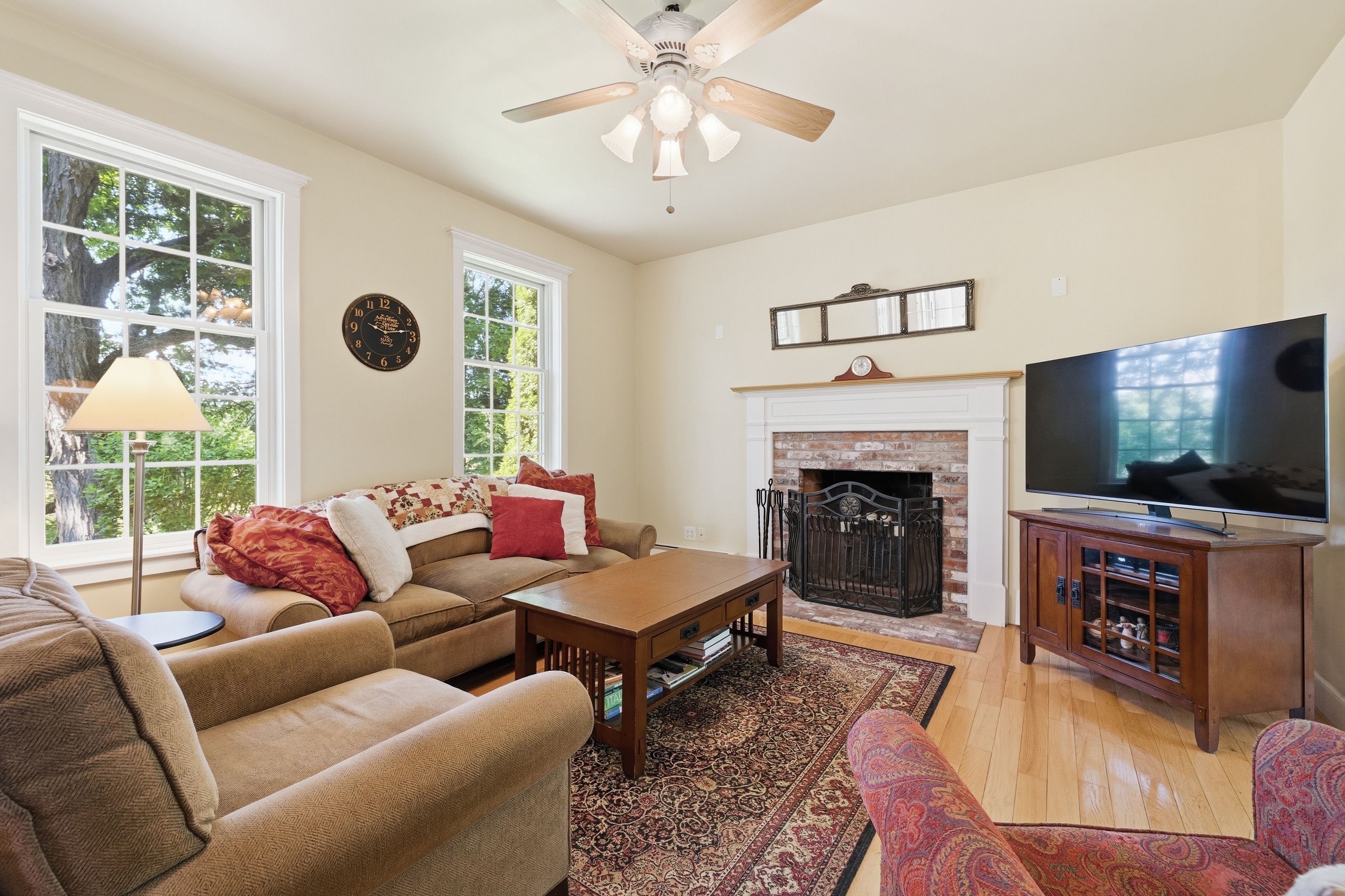 358 Bolton Road Lancaster, MA 01523 - Photo 3 of 60