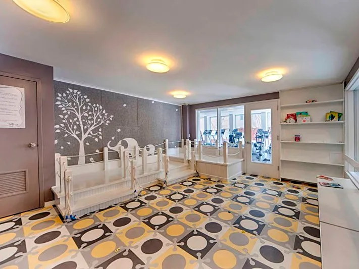 $4,900 | 40 West 116th Street, Unit A811 | Harlem