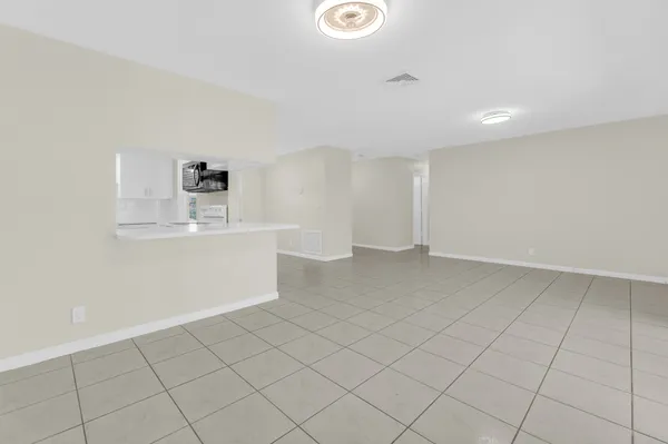 $2,800 | 3504 Northwest 85th Avenue, Unit B, Coral Springs, FL 33065