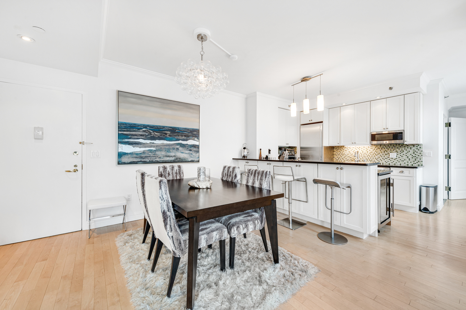 404 East 76th Street, Unit 7F Manhattan, NY 10021 - Photo 2 of 8