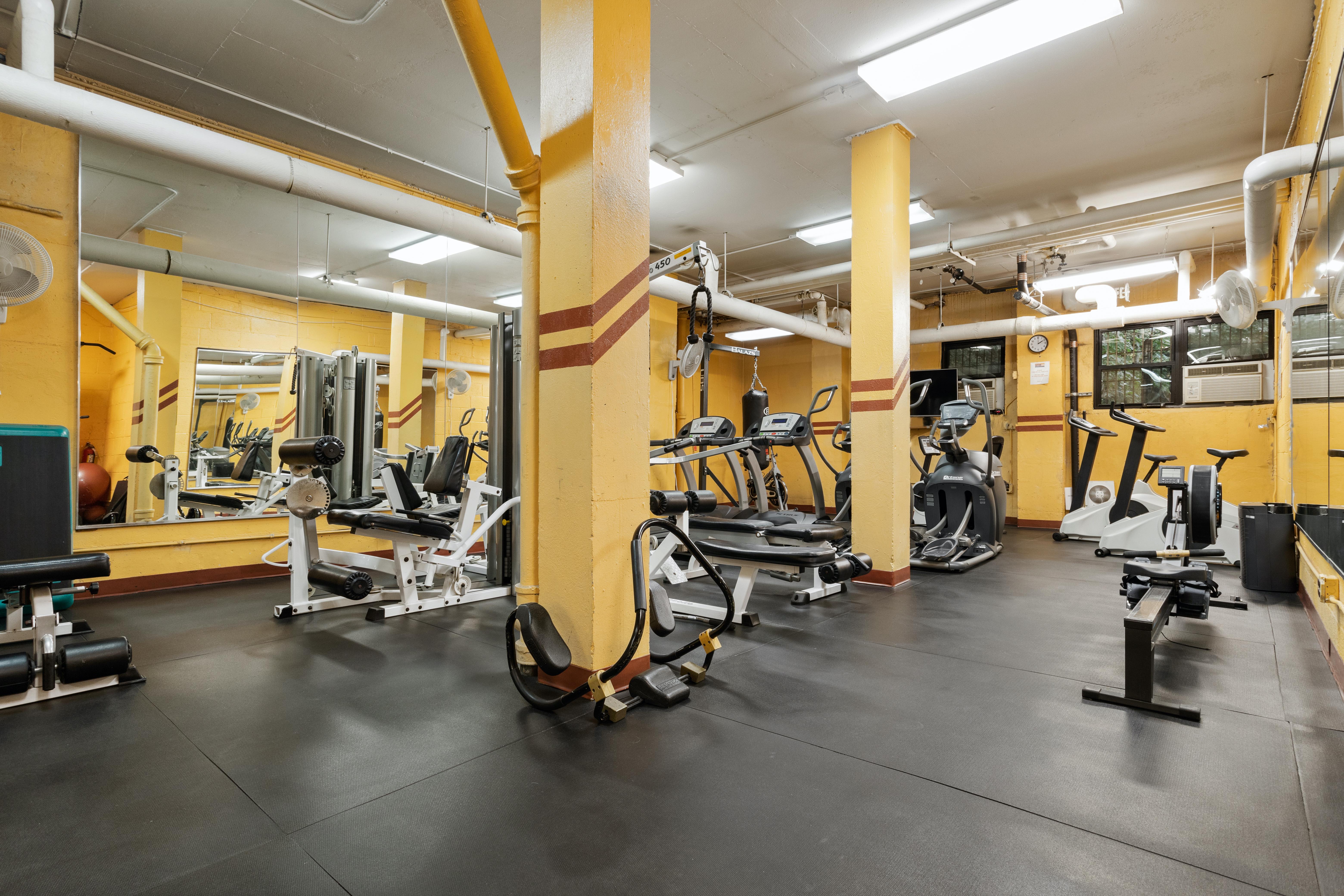 66 Overlook Terrace, Unit 4K Manhattan, NY 10040 - Photo 20 of 24 Gallery Image 20
