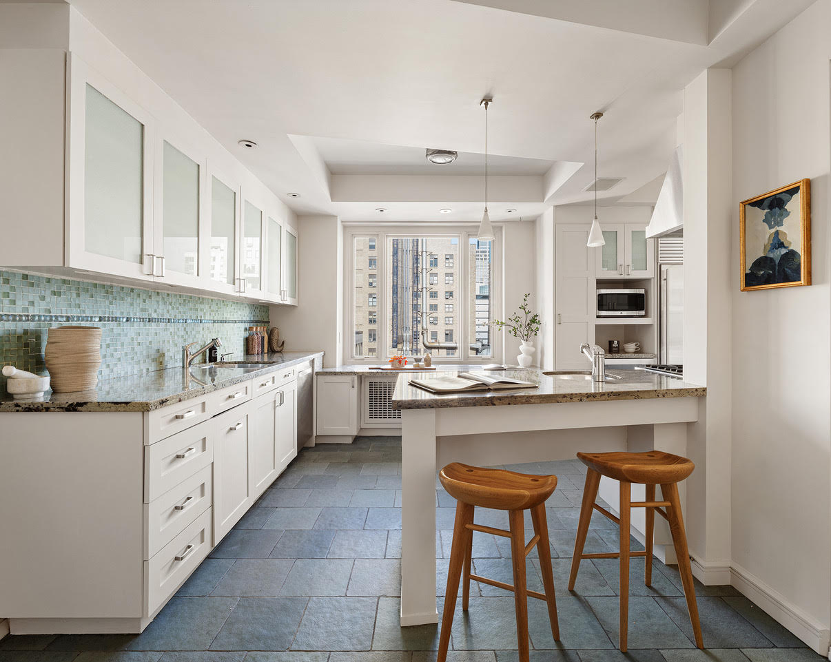 45 Gramercy Park North, Unit 14B Manhattan, NY 10010 - Photo 7 of 21