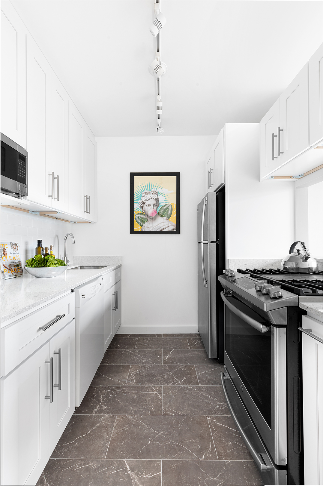 22 West 15th Street, Unit 14B Manhattan, NY 10011 - Photo 3 of 13