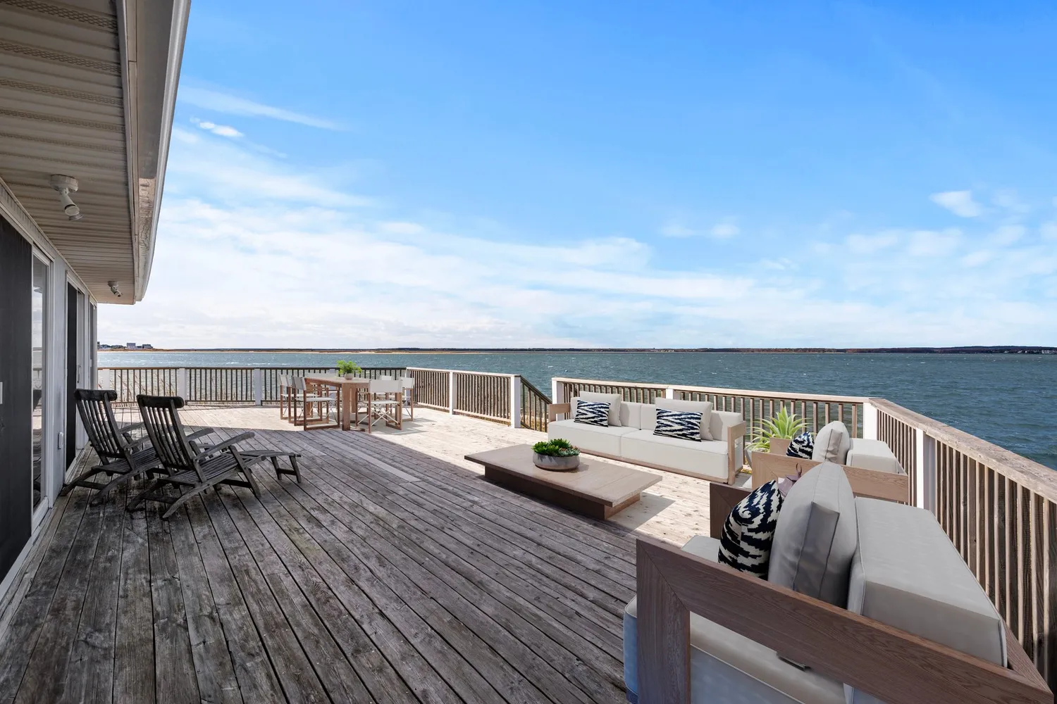 $3,950,000 | 654 A Dune Road, West Hampton Dunes, NY 11978