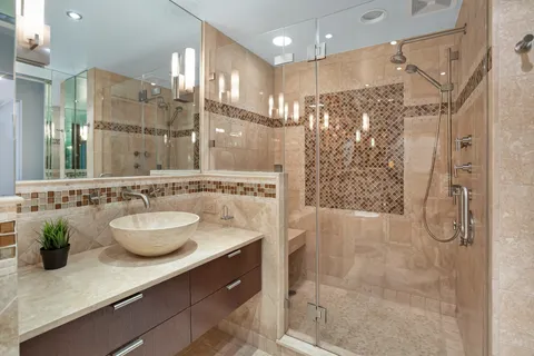 $799,000 | 205 East 63rd Street, Unit 11EF | Lenox Hill