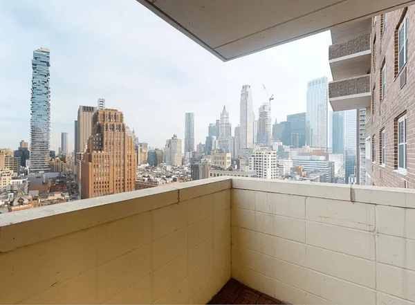$8,295 | 40 Harrison Street, Unit 24H | TriBeCa