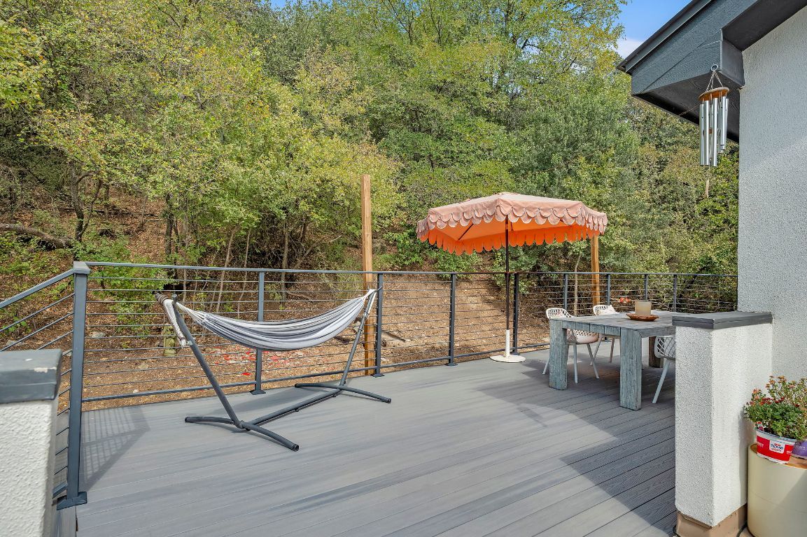 2812 Oak Springs Drive, Unit 2 Austin, TX 78702 - Photo 30 of 40