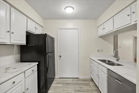$255,000 | 2504 Brook Hollow Court, Mesquite, TX 75150
