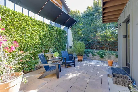 $4,995,000 | 554-556 Stratford Drive, Encinitas, CA 92024