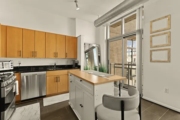 $439,000 | 811 4th Street Northwest, Unit 1214, Washington, DC 20001