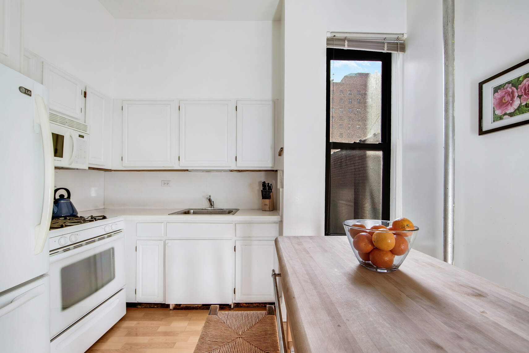 215 West 105th Street, Unit 5DPH Manhattan, NY 10025 - Photo 12 of 16