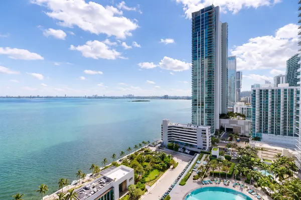 $889,000 | 650 Northeast 32nd Street, Unit 2005, Miami, FL 33137
