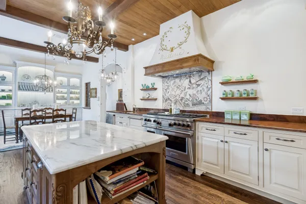 $3,350,000 | 4327 Irving Avenue, Dallas, TX 75219