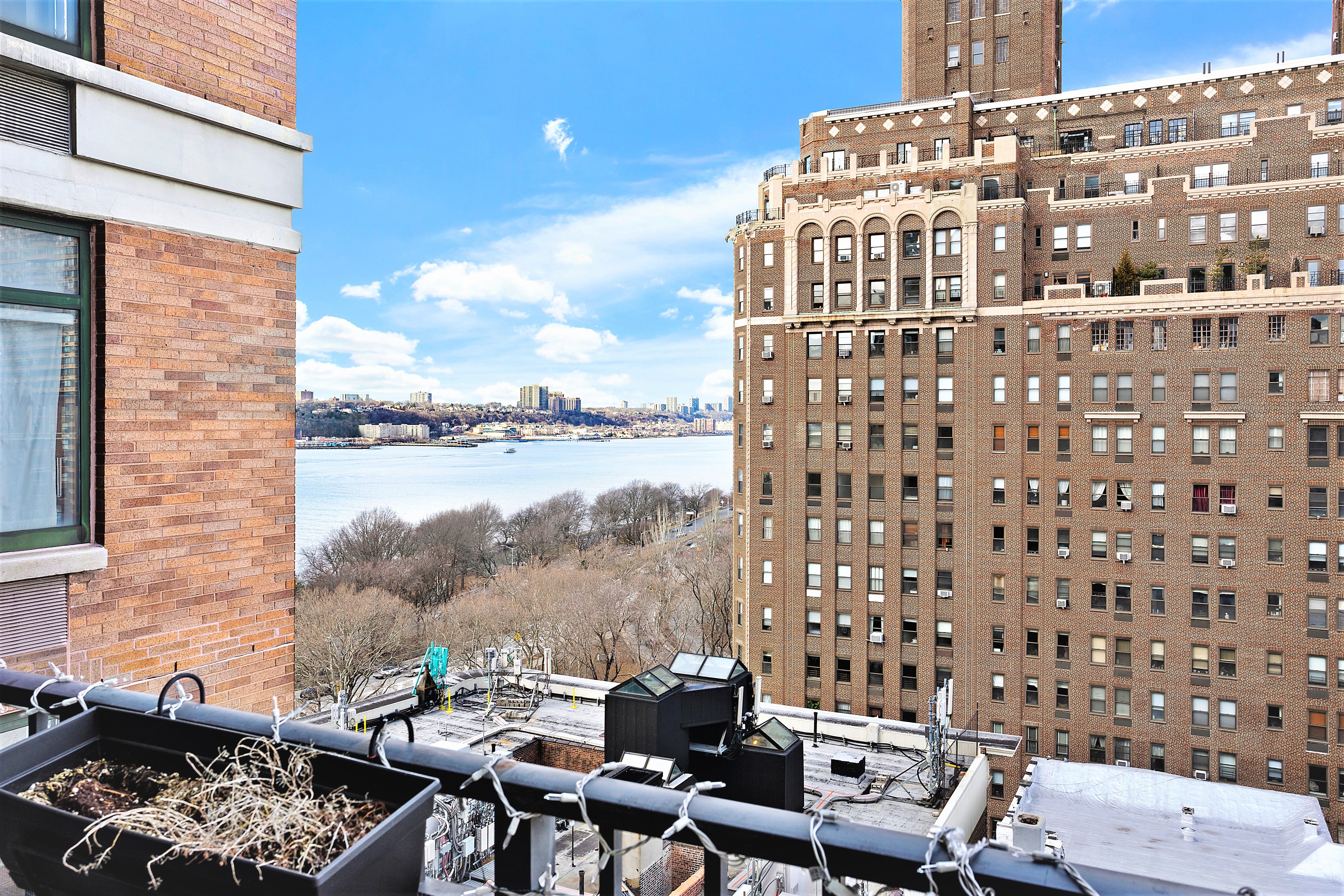 222 Riverside Drive, Unit 14E Manhattan, NY 10025 - Photo 3 of 8