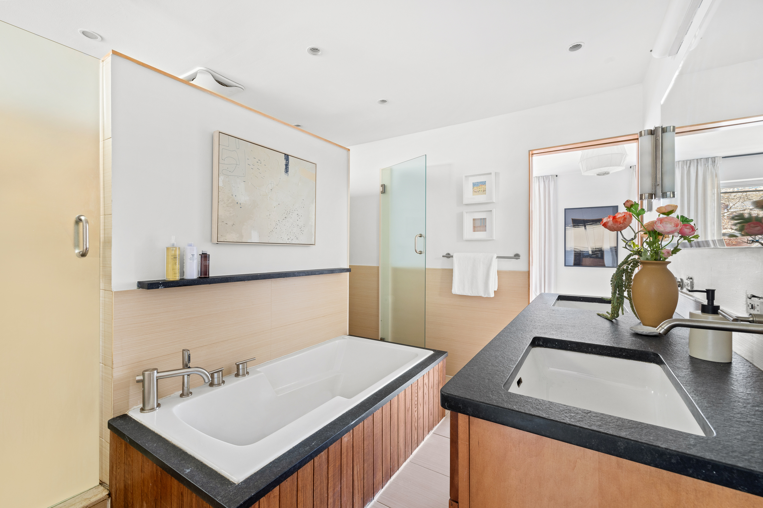 39 Hampton Place Brooklyn, NY 11213 - Photo 14 of 19