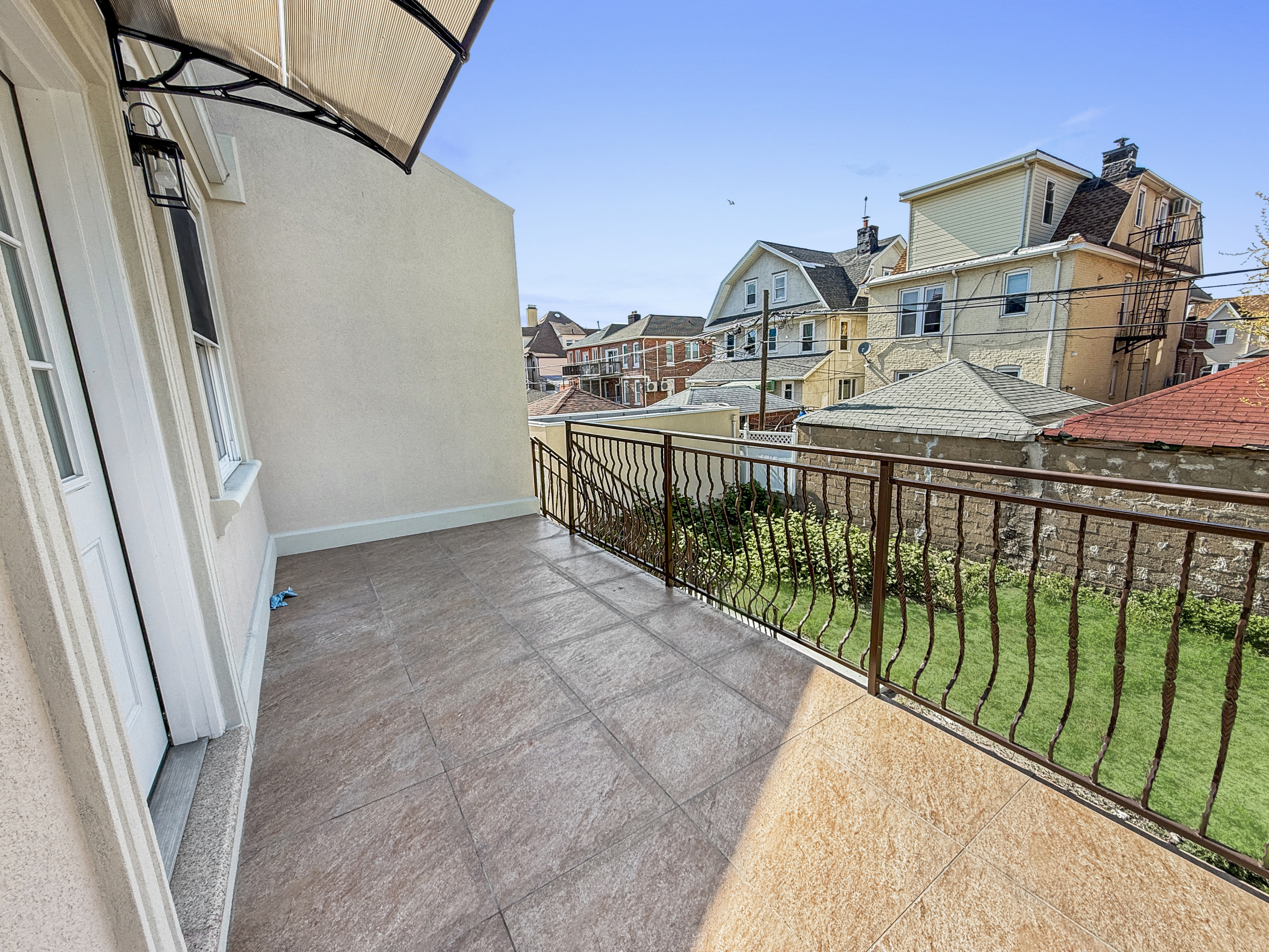3735 Cypress Avenue Brooklyn, NY 11224 - Photo 5 of 19