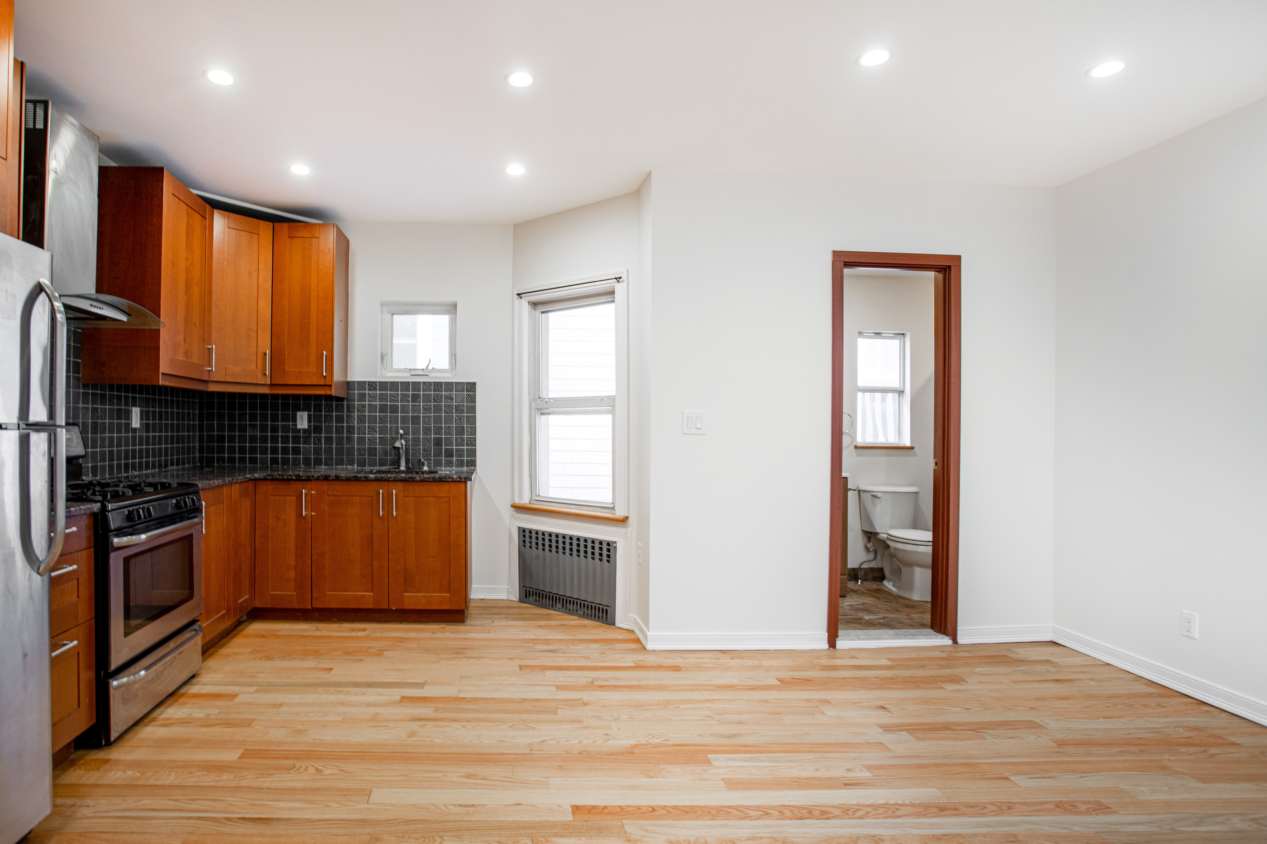 540 East 9th Street, Unit 2B Brooklyn, NY 11218 - Photo 3 of 18