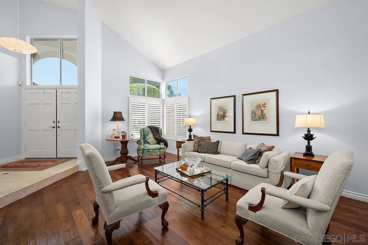 $2,300,000 | 4582 Mercurio Street, San Diego, CA 92130