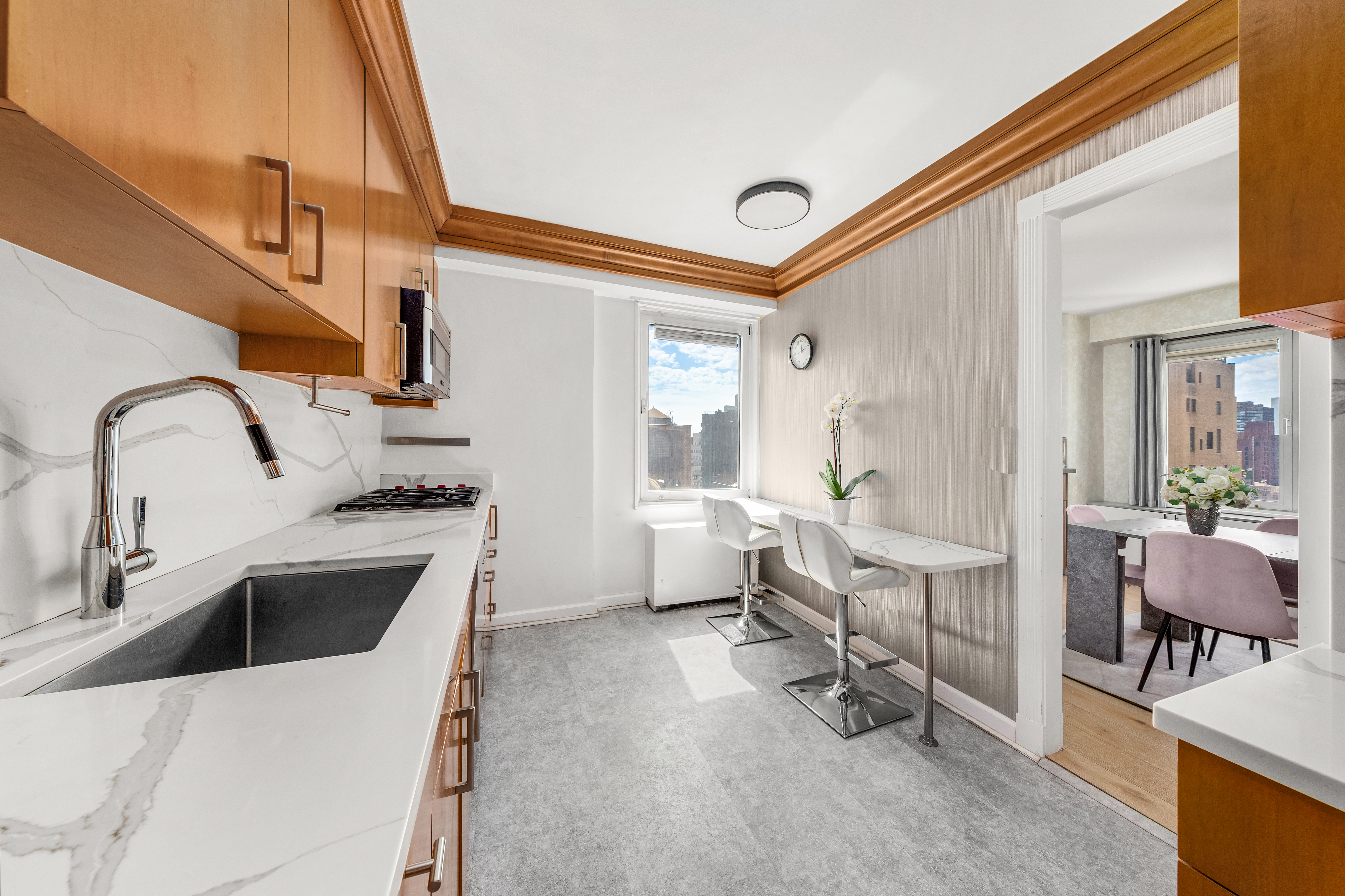 303 East 57th Street, Unit 20LA Manhattan, NY 10022 - Photo 4 of 16 Gallery Image 4