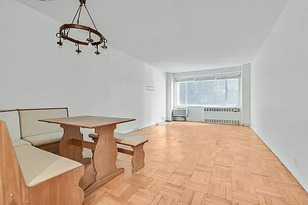 $4,000 | 411 East 53rd Street, Unit 10A | Sutton Place