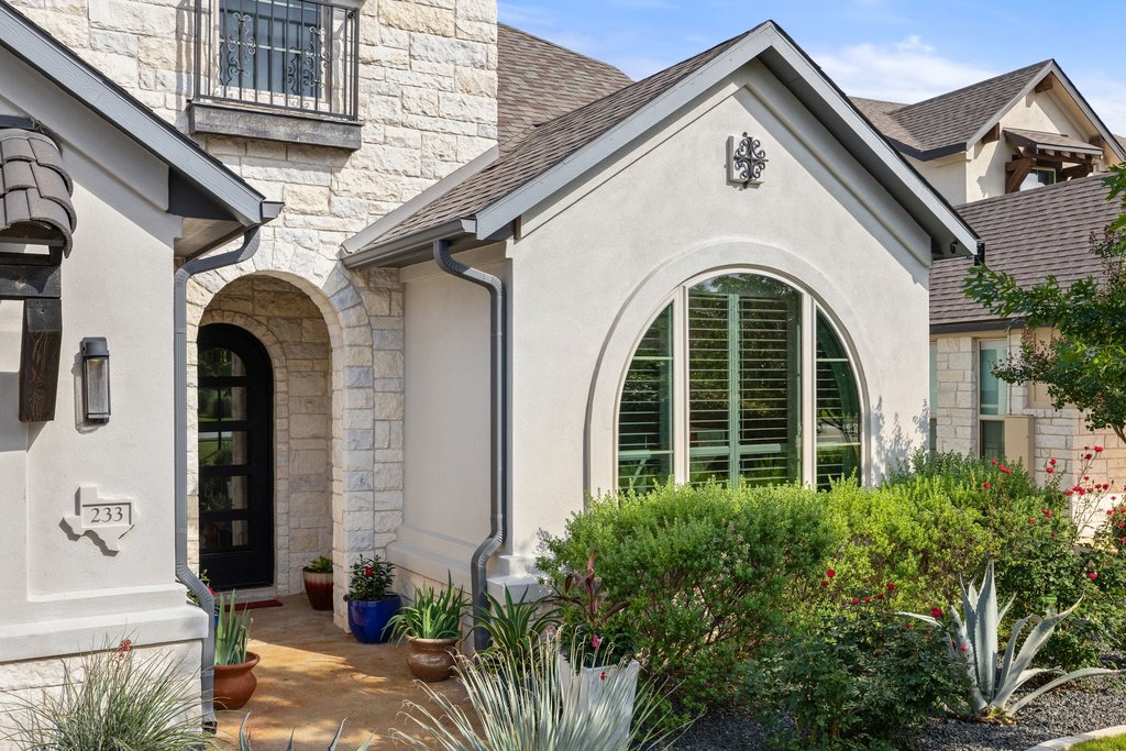233 Sumalt Gap Way Austin, TX 78738 - Photo 13 of 53