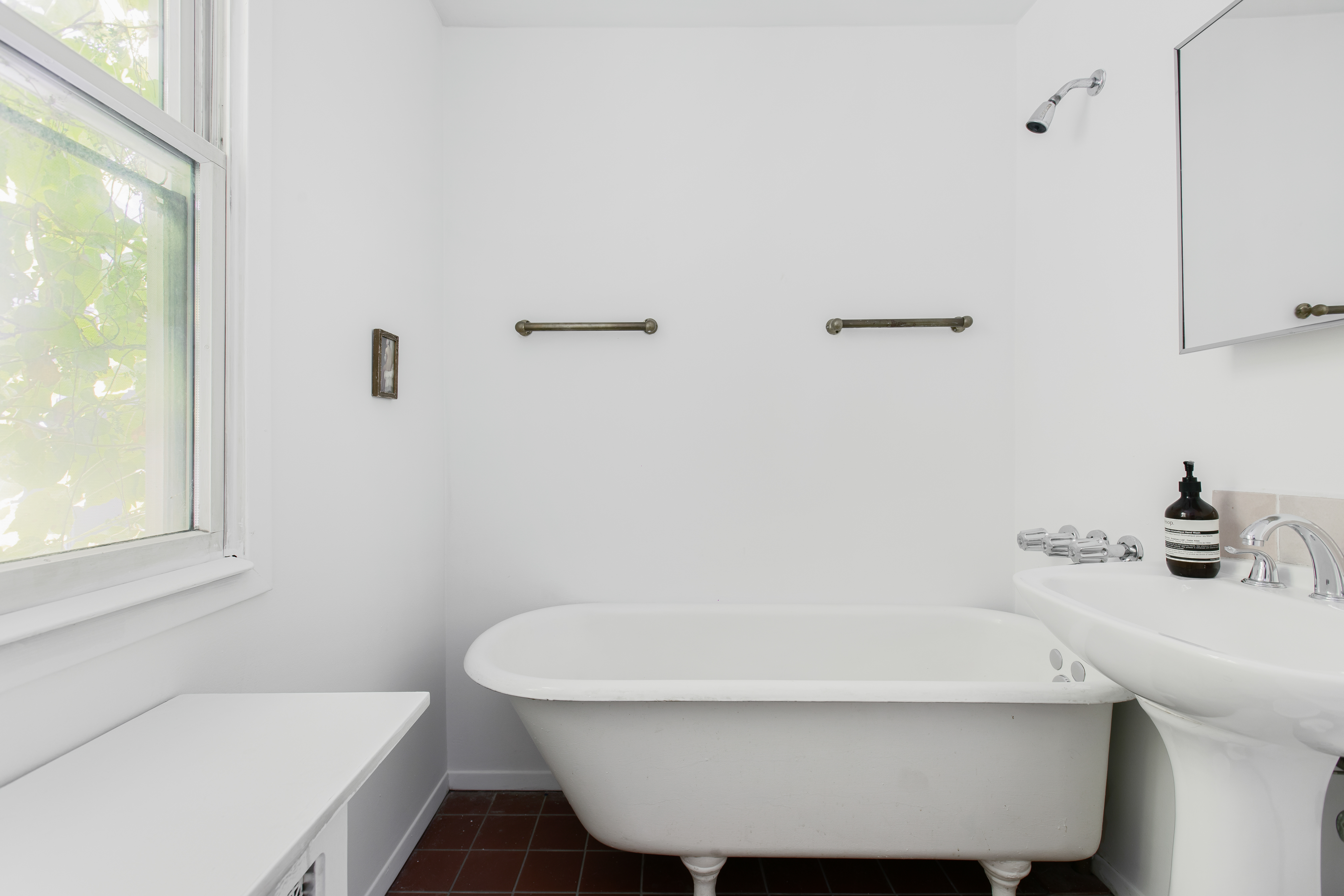 232 West 10th Street Manhattan, NY 10014 - Photo 16 of 19