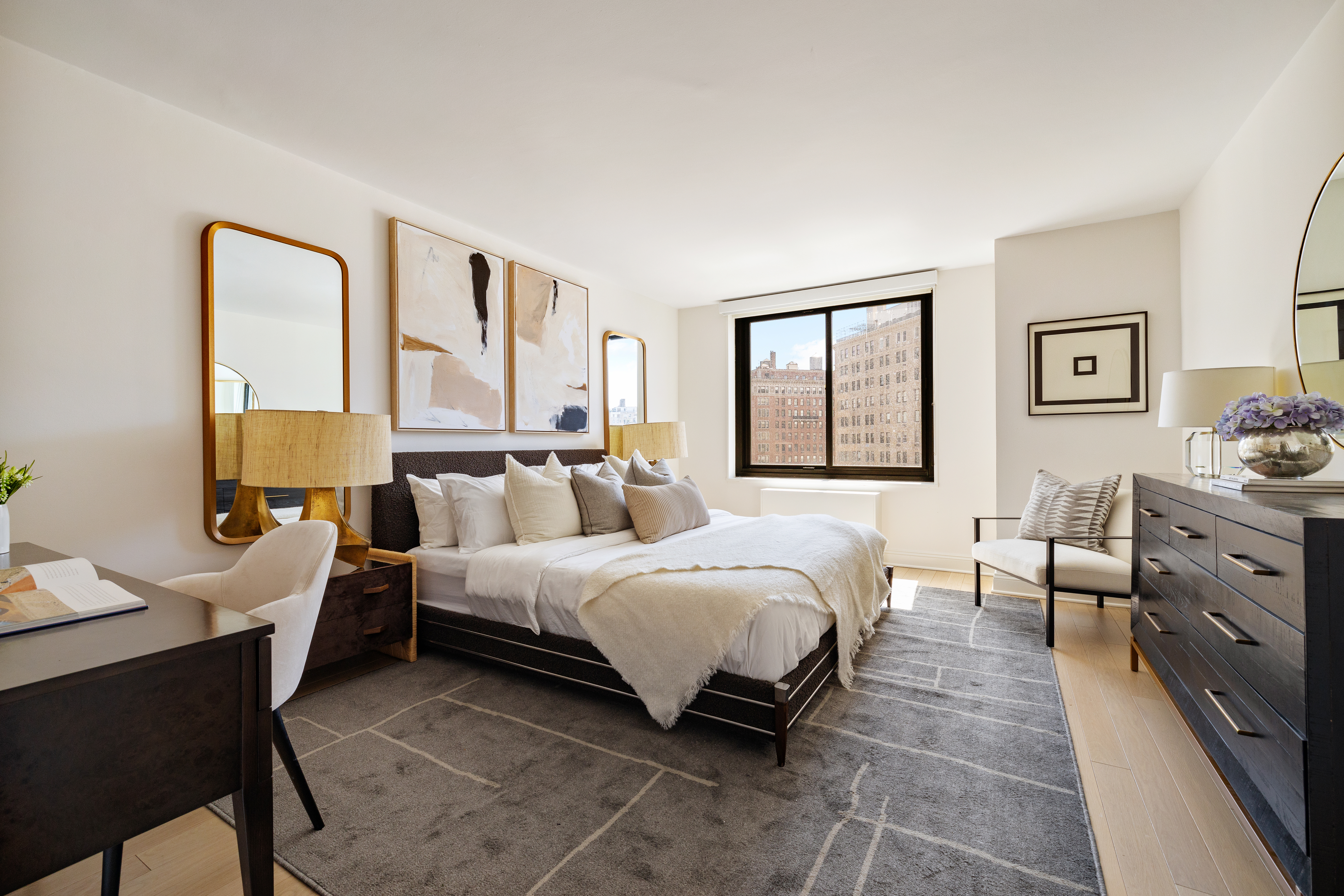 40 East 94th Street, Unit 11A Manhattan, NY 10128 - Photo 8 of 14