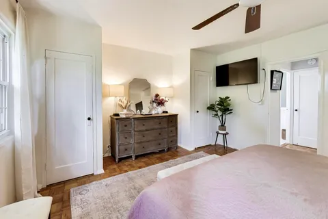 $330,000 | 3442 Martha Custis Drive, Unit 3103442, Alexandria, VA 22302