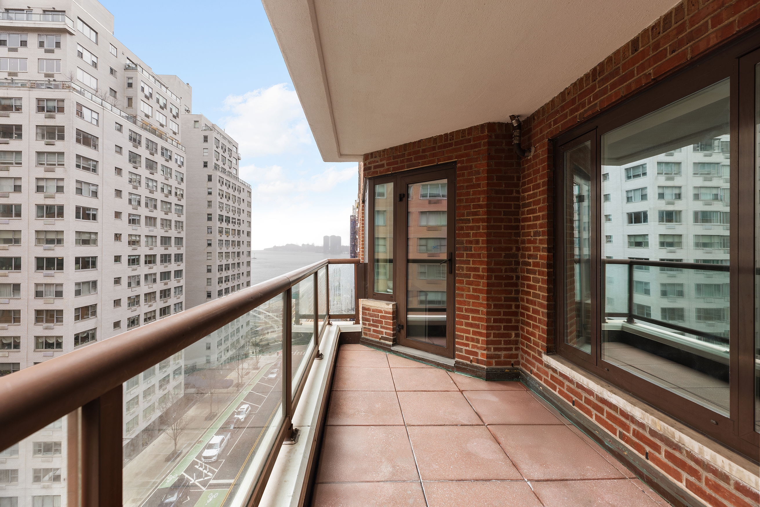 36 Sutton Place South, Unit 10B Manhattan, NY 10022 - Photo 6 of 16 a view of balcony with floor