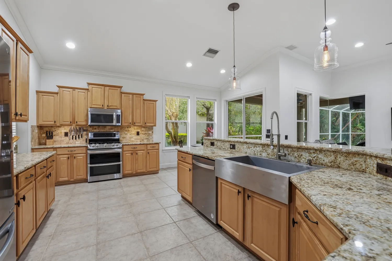 $749,999 | 10403 Applecross Lane, Tampa, FL 33626