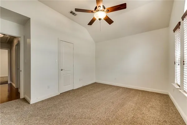 $525,000 | 14 Brook Hollow Lane, Trophy Club, TX 76262