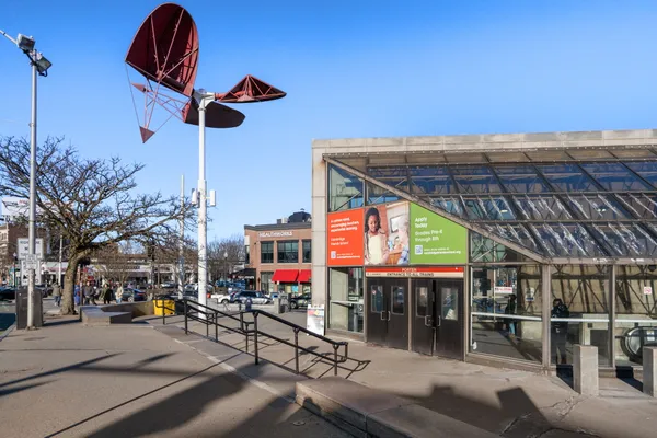 Contact Agent | 192 Upland Road, Cambridge, MA 02140