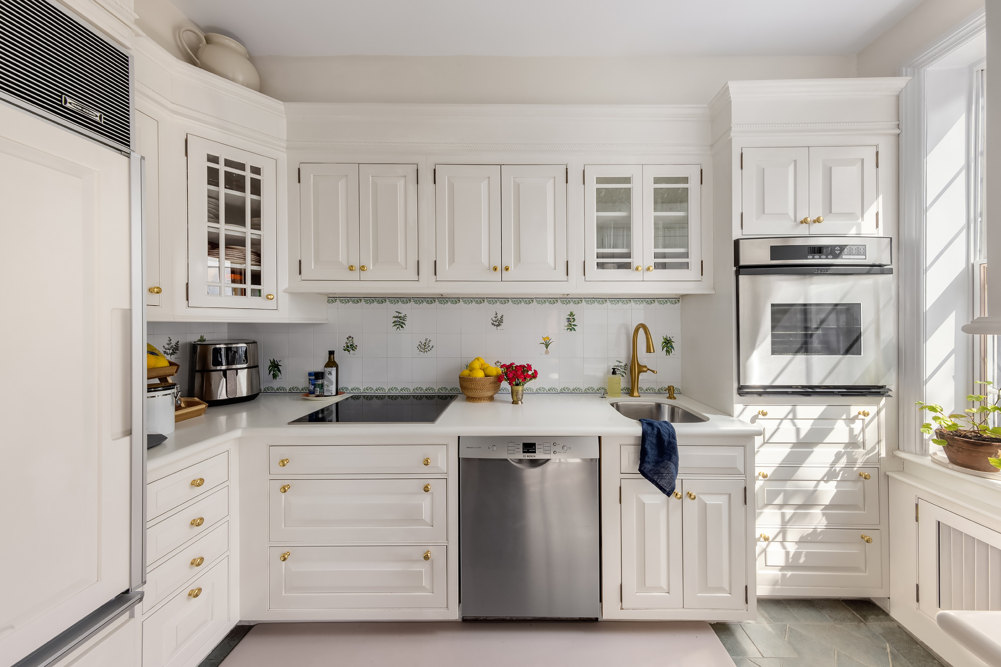 159 West 13th Street Manhattan, NY 10011 - Photo 29 of 36