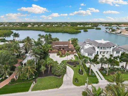 $14,900,000 | 3695 Gordon Drive, Naples, FL 34102