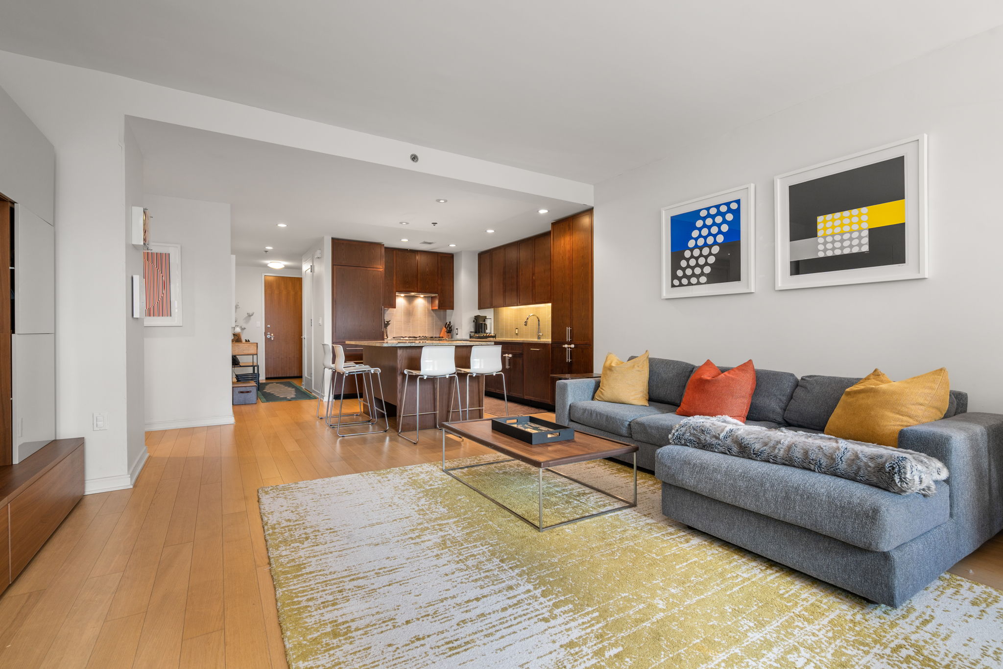 580 Washington Street, Unit 2A Boston, MA 02111 - Photo 4 of 44