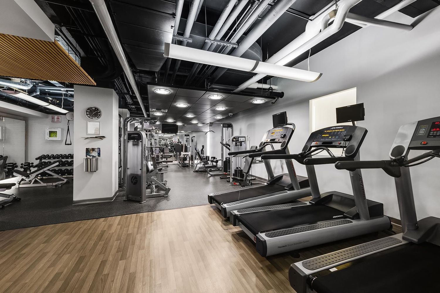 $4,400,000 | 880 5th Avenue, Unit 5F | Lenox Hill