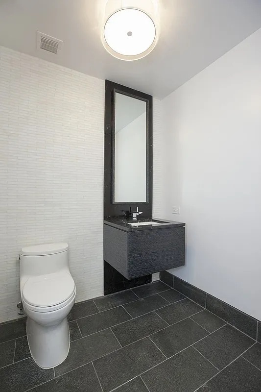 50 Riverside Boulevard, Unit 12A Manhattan, NY 10069 - Photo 11 of 29 Gallery Image 11