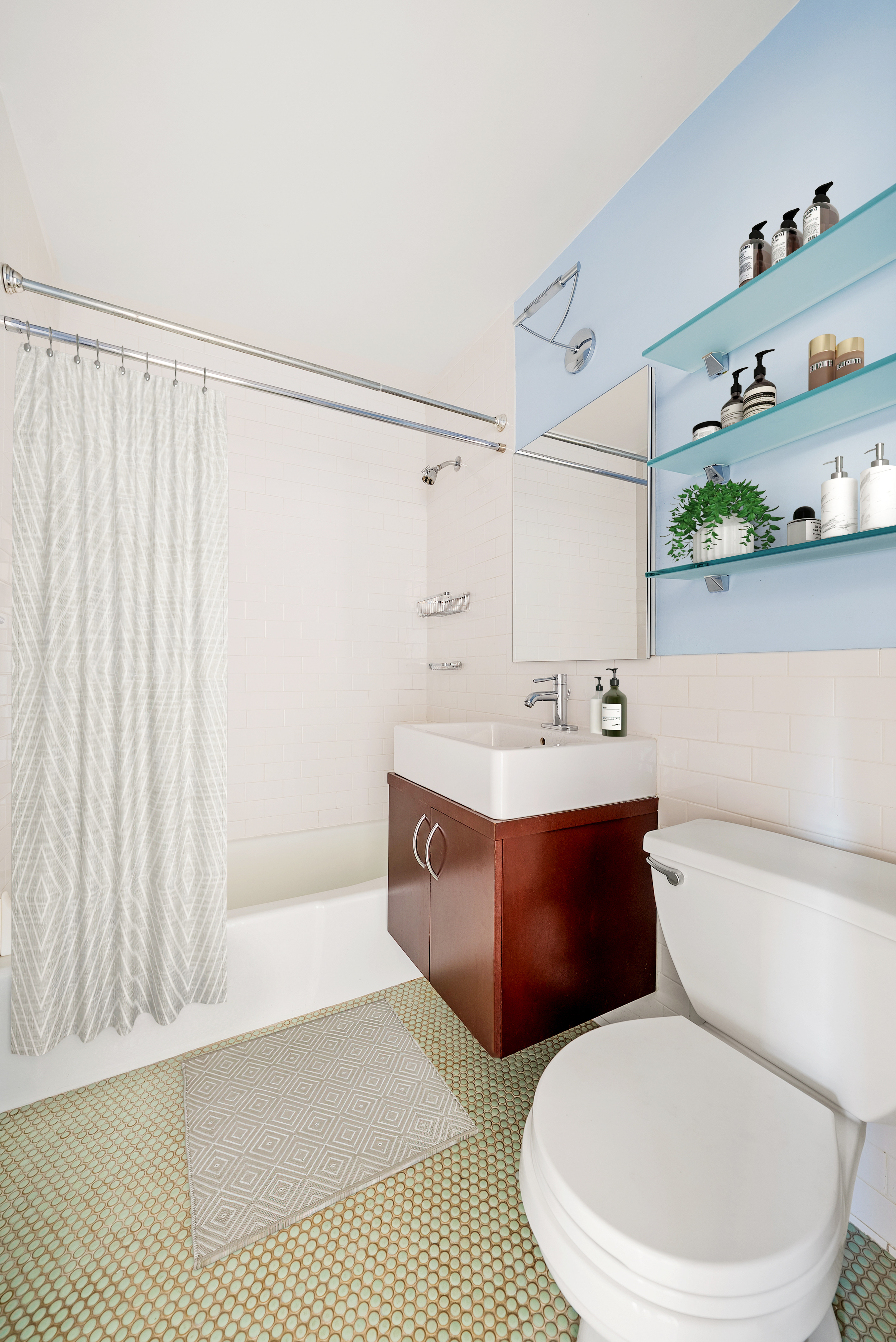 201 East 17th Street, Unit 14F Manhattan, NY 10003 - Photo 6 of 8