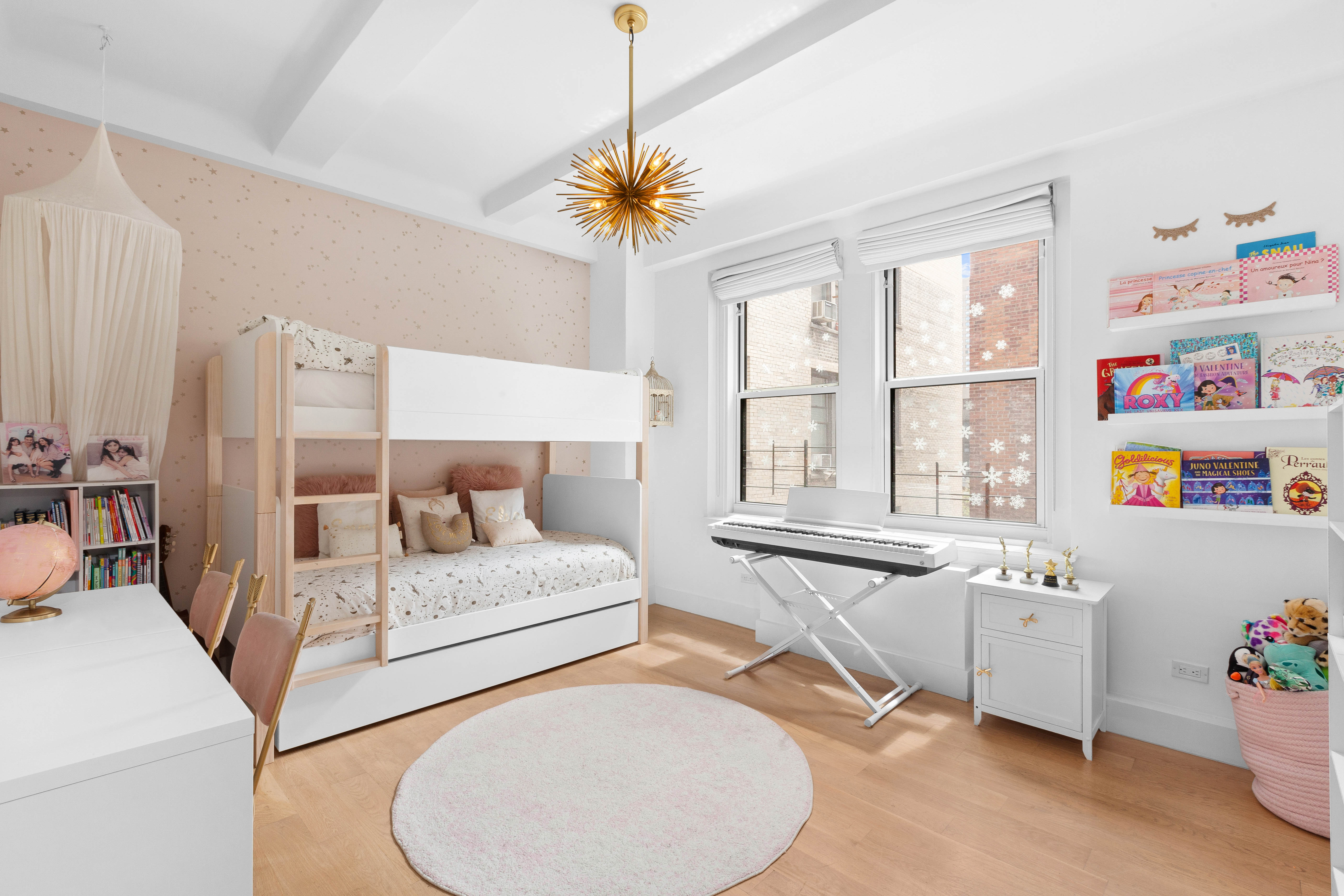 120 West 70th Street, Unit 8A Manhattan, NY 10023 - Photo 6 of 14